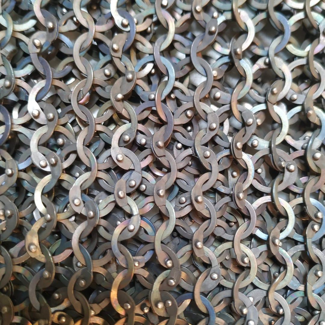 Type of chainmail: riveted mail rings 2x10 cold-rolled steel 